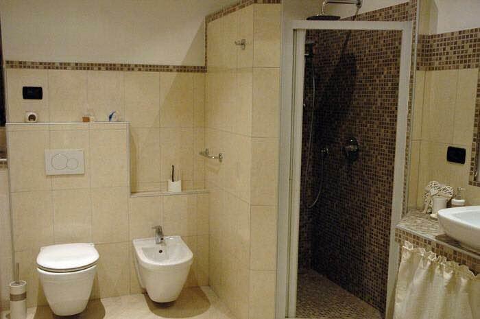 Camera Quadrupla con Bagno Privato Esterno