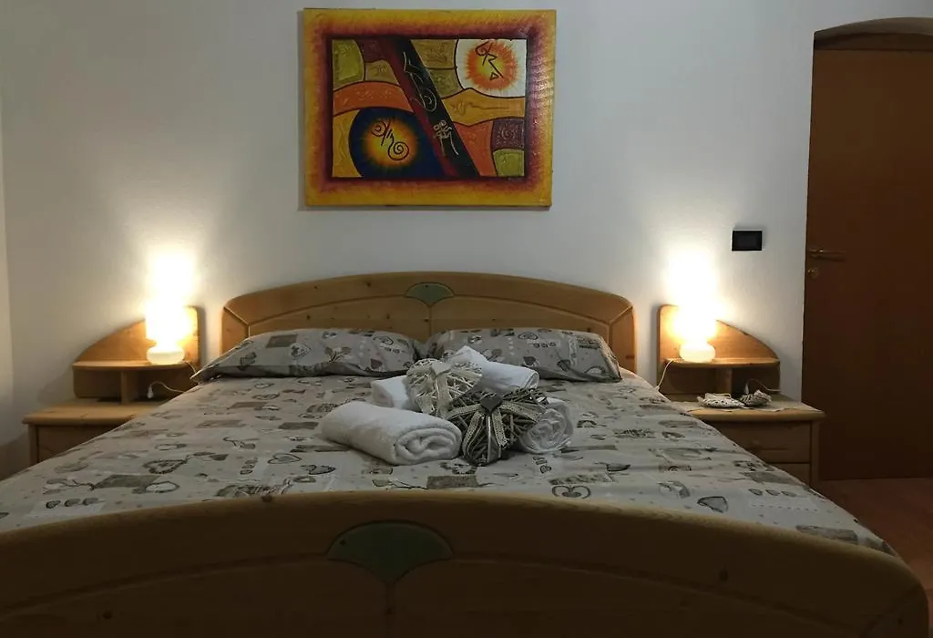 B&B Rosso Pila-1