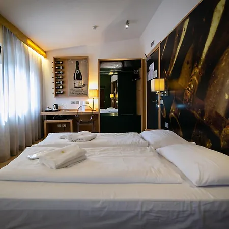 Boutique Exclusive B&B-2
