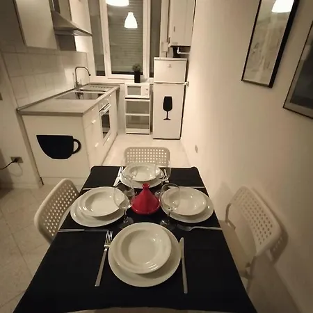 Roma Home-3