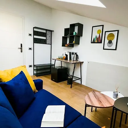 Alfea Deluxe Loft & Rooms-3