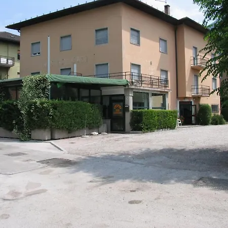 Hotel Oasi-2