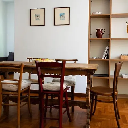 Spacious Apartment In Strategic Location - Green-3