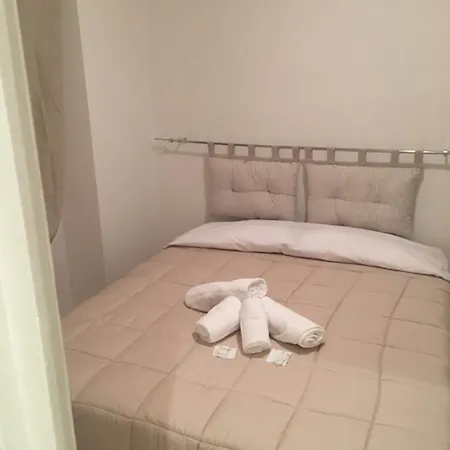 Elle Apartaments Trento San Pietro-3